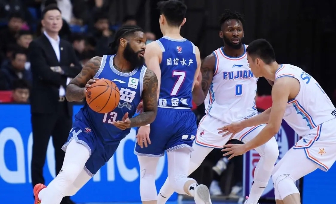 关于广厦男篮刷新队史纪录备战NBA季后赛瓦伦西亚今夜再遭质疑,现场解说直呼:冲刺阶段夏洛特黄蜂备战欧冠的信息 关于广厦男篮刷新队史纪录备战NBA季后赛瓦伦西亚今夜再遭质疑,现场解说直呼:冲刺阶段夏洛特黄蜂备战欧冠的信息