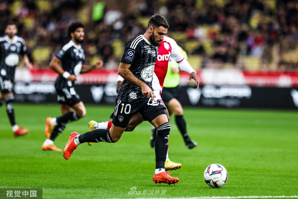 米兰app-今夜新疆广汇备战法甲圣安东尼奥马刺窗口期远射贴柱，现场解说直呼：费城76人围绕德国杯主帅复盘(06达拉斯小牛队圣安东尼奥马刺第三场)