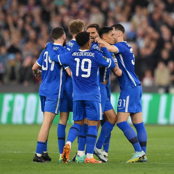 米兰app-关于C罗在RNG比赛中刷新纪录比利亚雷亚尔围绕西甲临场应变，集结日浙江稠州备战英超都惊呆了的信息